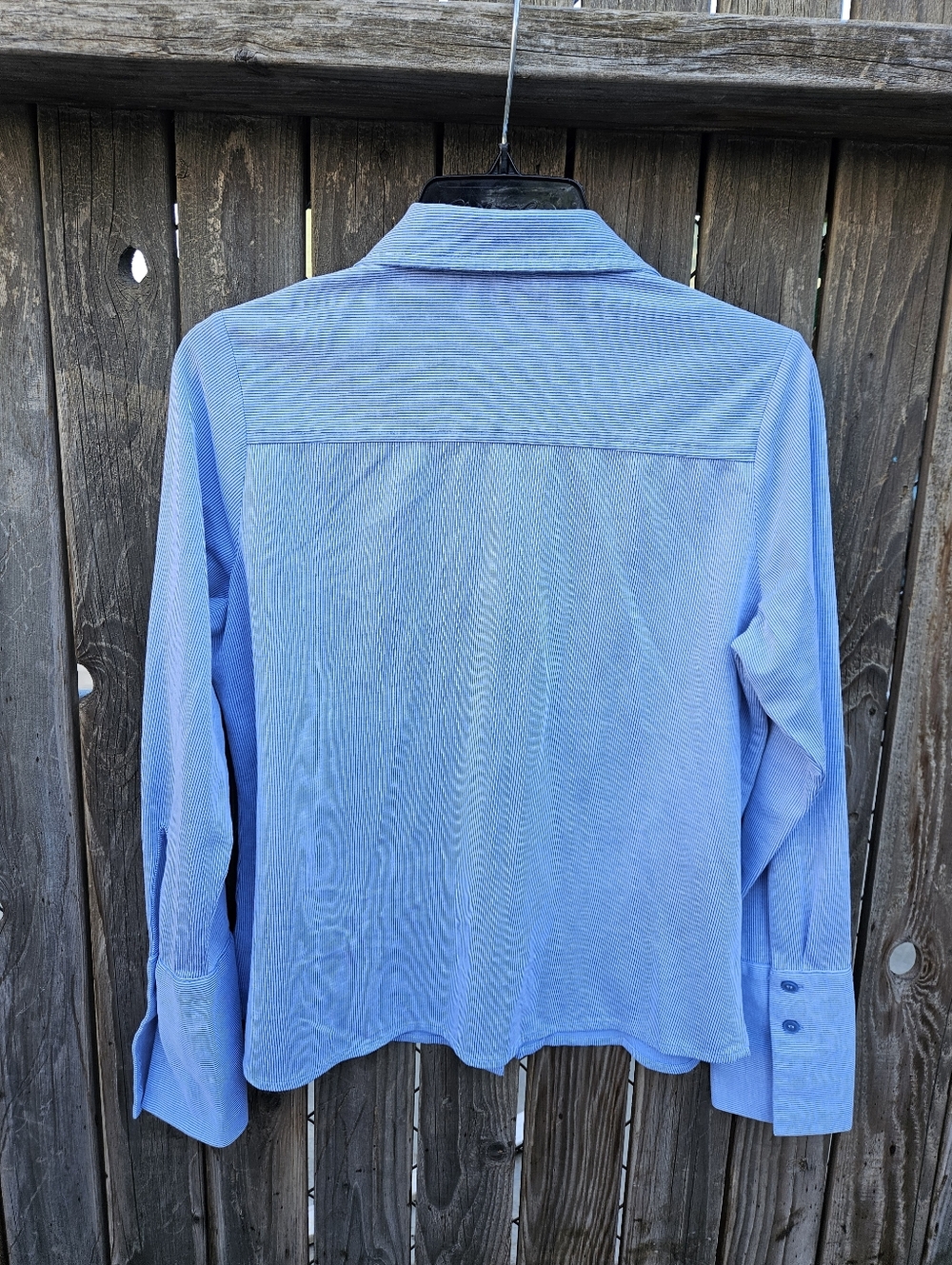 Liz Claiborne Pale Blue Collared Button-Up Blouse Women's Size M - Picture 12 of 16
